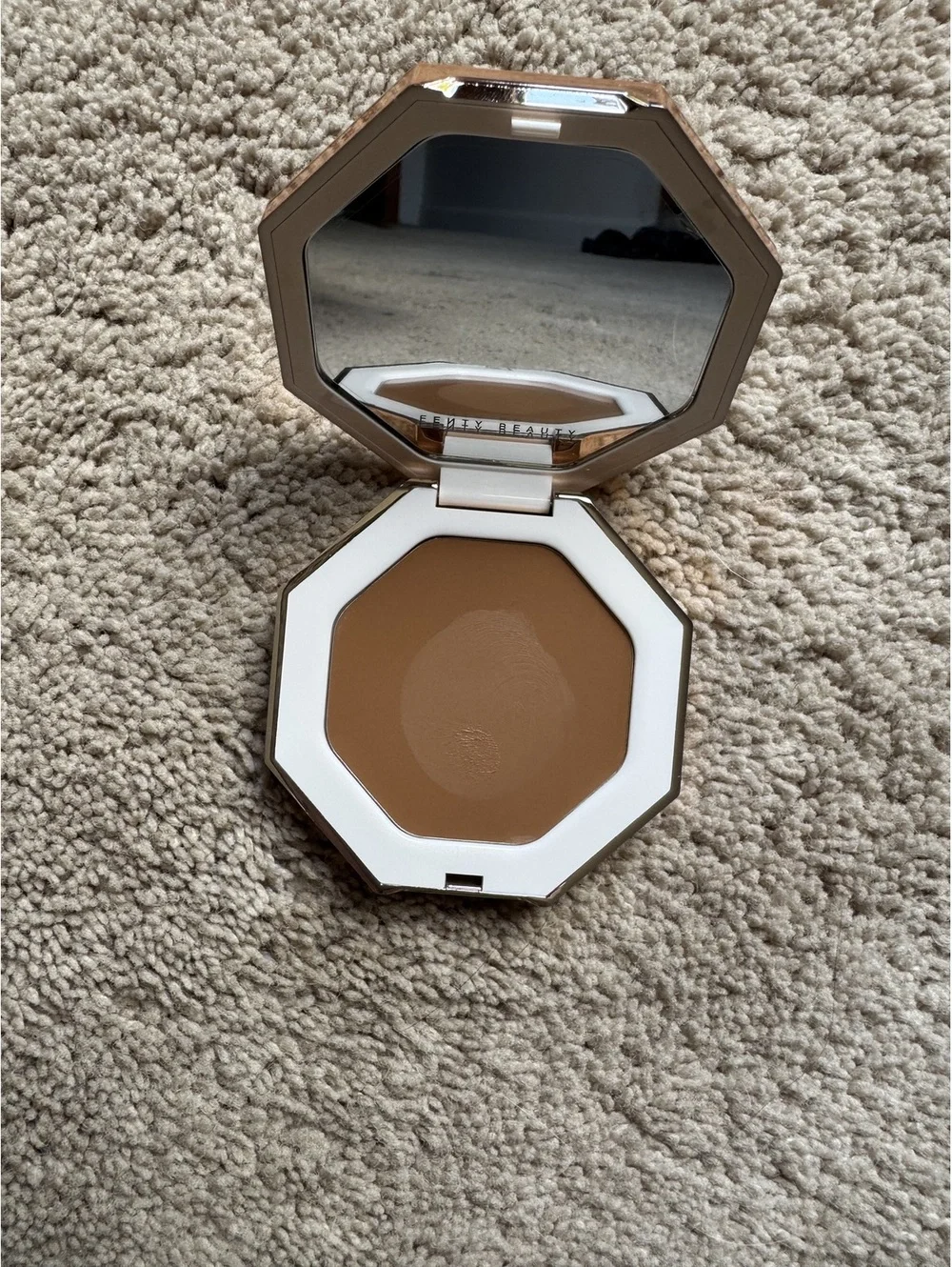Fenty Beauty Cheeks Out Freestyle Cream Bronzer